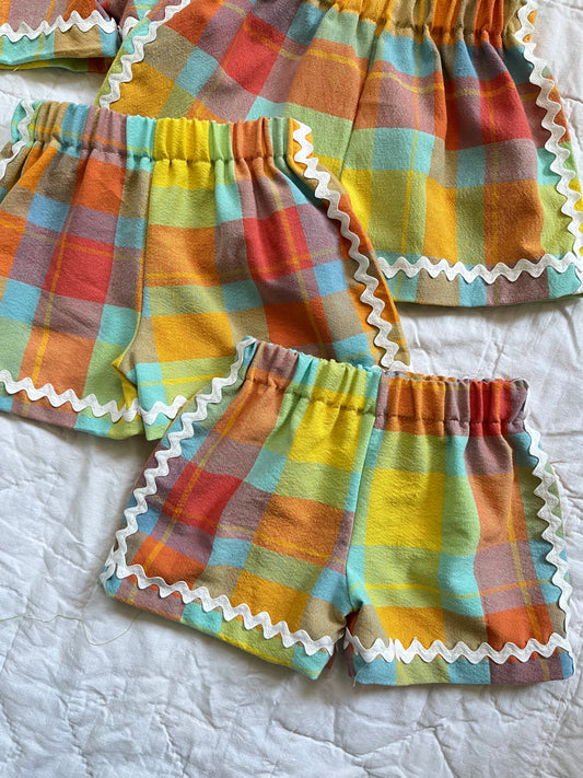 Bright plaid ric rac shorts