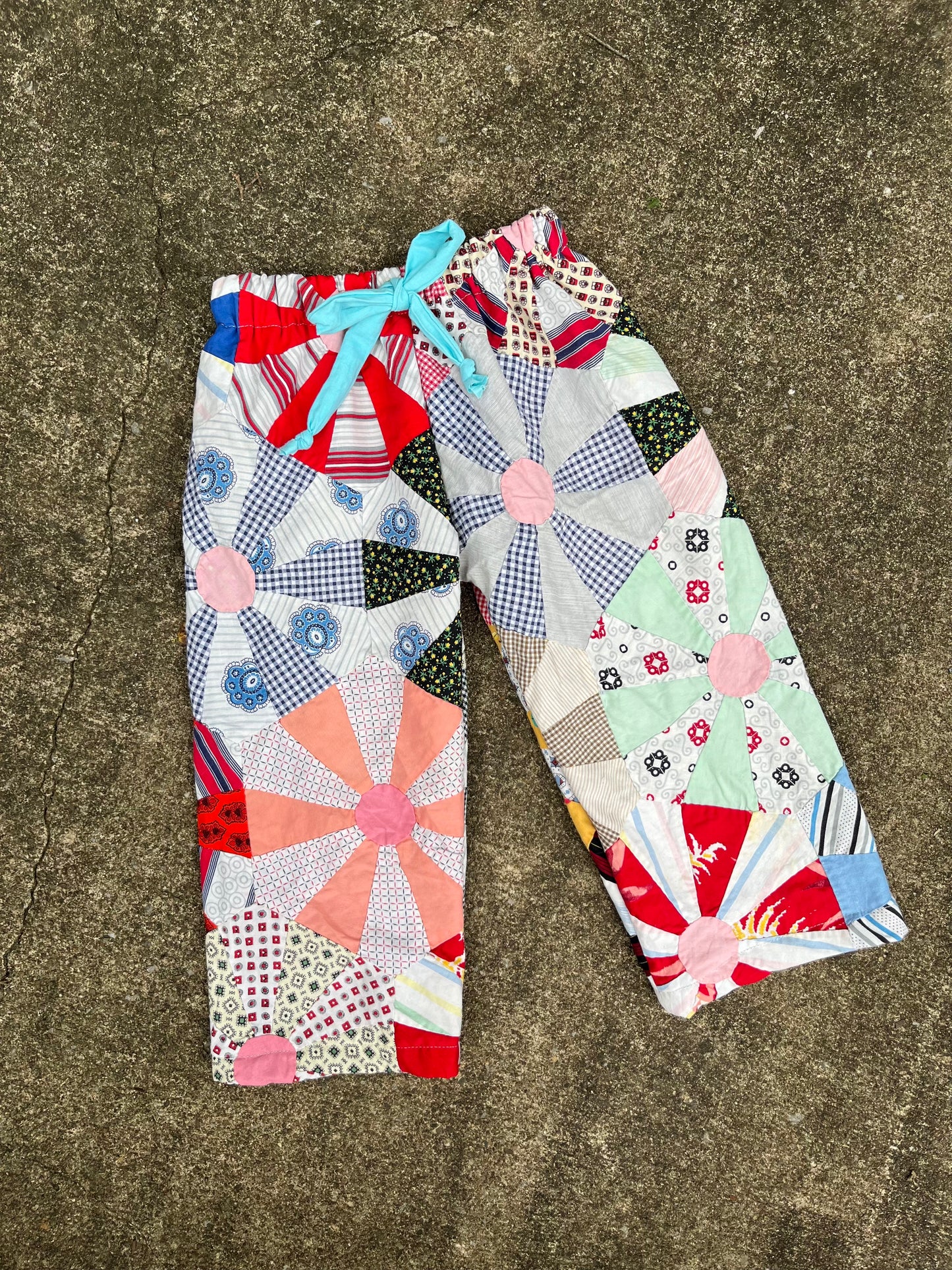 Pinwheel quilt top pants - 3T